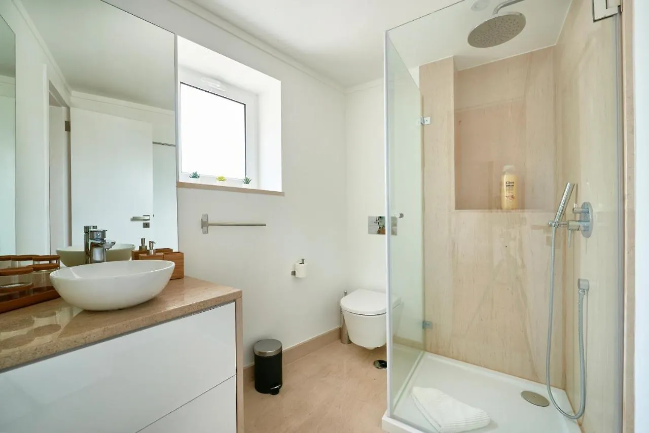 Cozy Flat In Santa Apolonia Apartment Lisbon